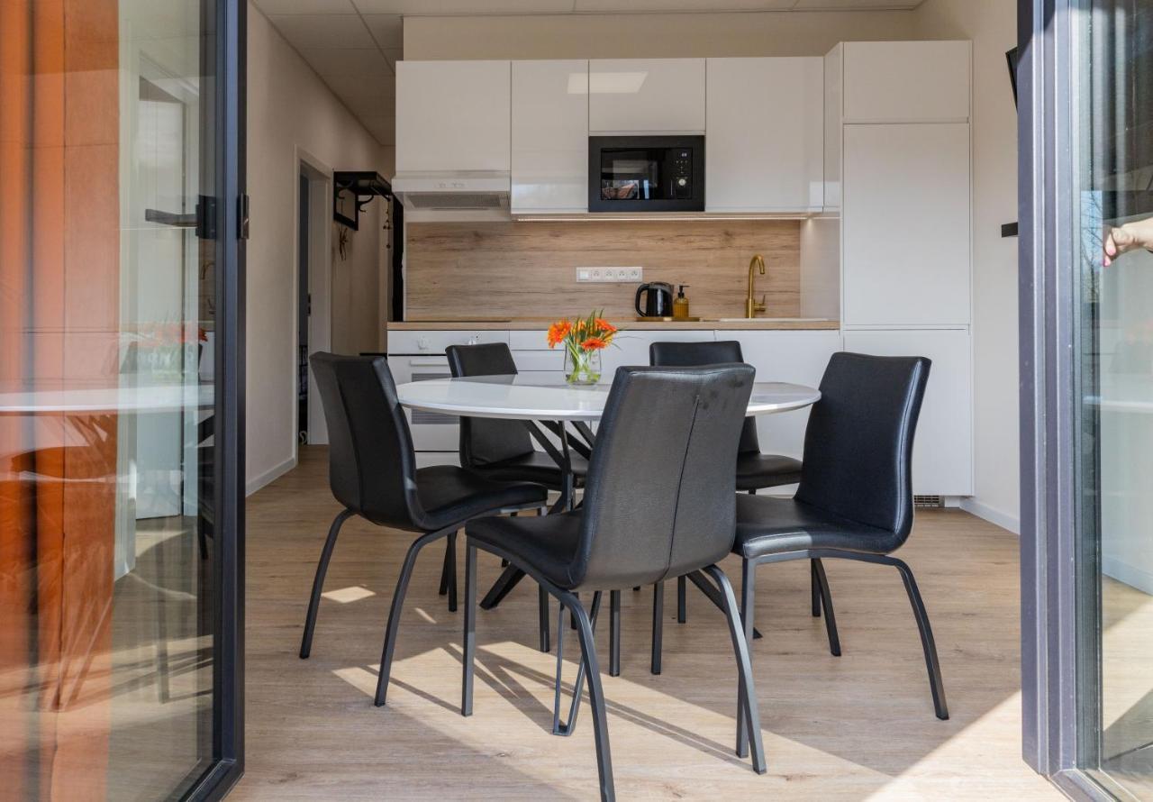 Sunny Apartment With Free Parking Zvolen Exterior foto